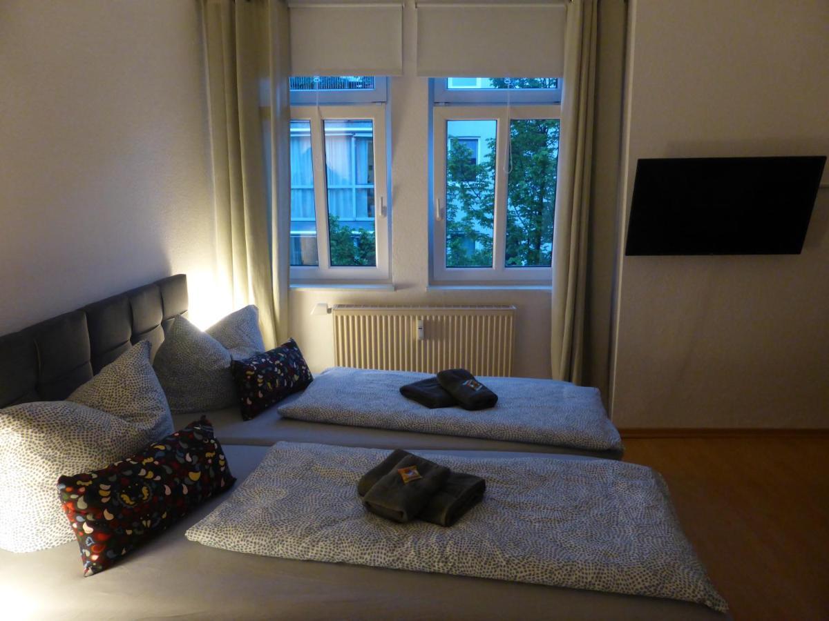 Apartment Napoleon, Naehe Zentrum, 2 Schlafzimmer, Grosser Balkon, Free Wifi ,Parken Γιένα Εξωτερικό φωτογραφία