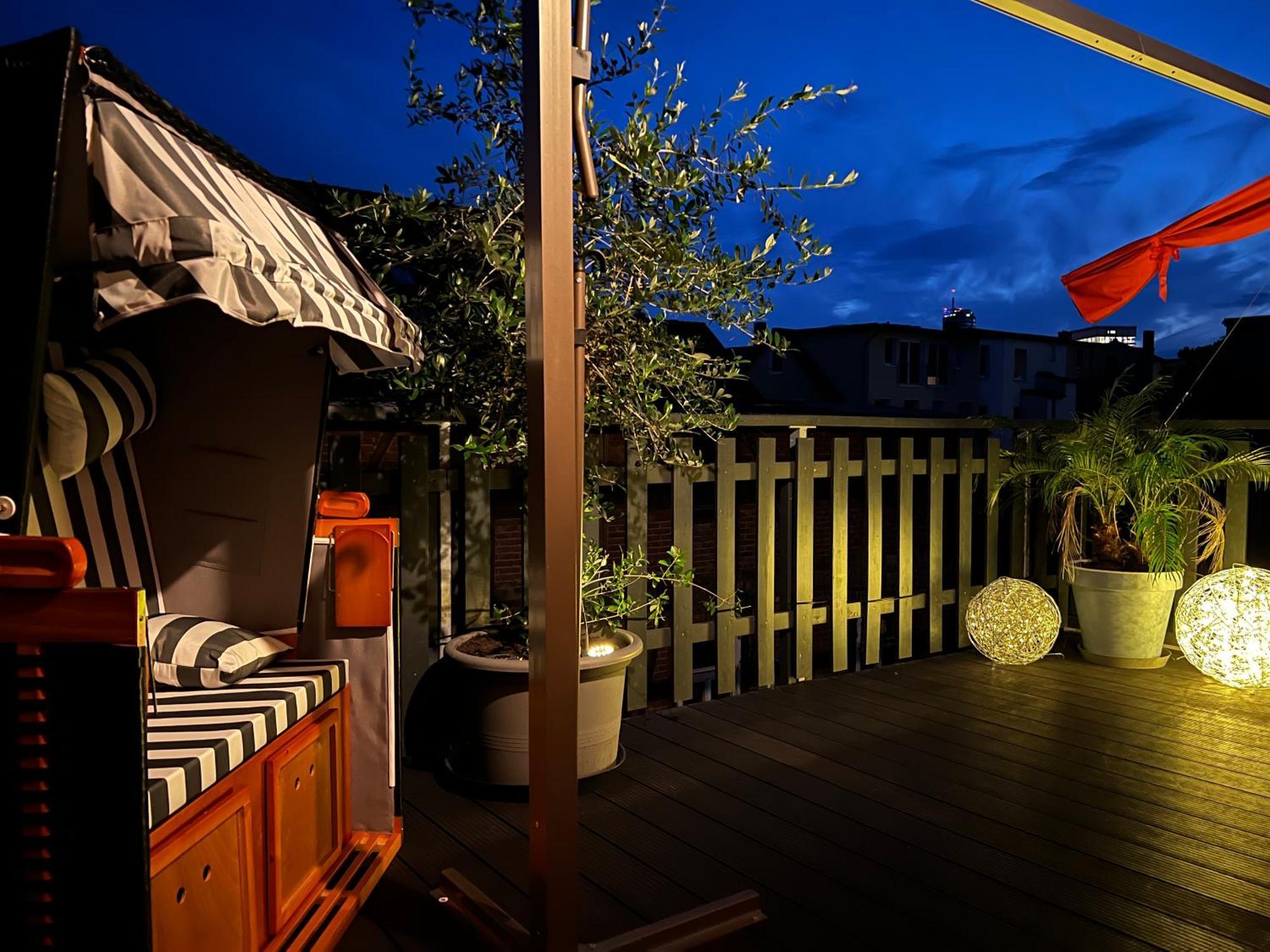 Apartment Napoleon, Naehe Zentrum, 2 Schlafzimmer, Grosser Balkon, Free Wifi ,Parken Γιένα Εξωτερικό φωτογραφία